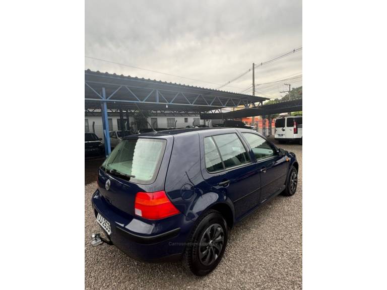 VOLKSWAGEN - GOLF - 1999/2000 - Azul - R$ 23.900,00