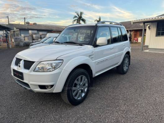 MITSUBISHI - PAJERO TR4 - 2011/2012 - Branca - R$ 65.900,00