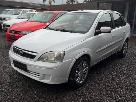 CHEVROLET - CORSA - 2011/2011 - Branca - R$ 32.900,00