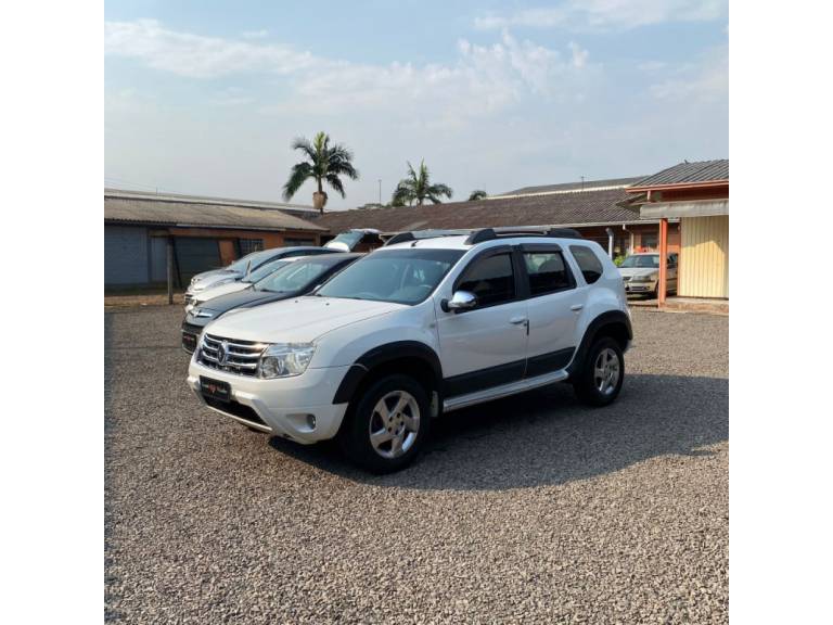 RENAULT - DUSTER - 2013/2014 - Branca - R$ 52.900,00