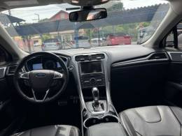 FORD - FUSION - 2015/2016 - Branca - R$ 88.900,00