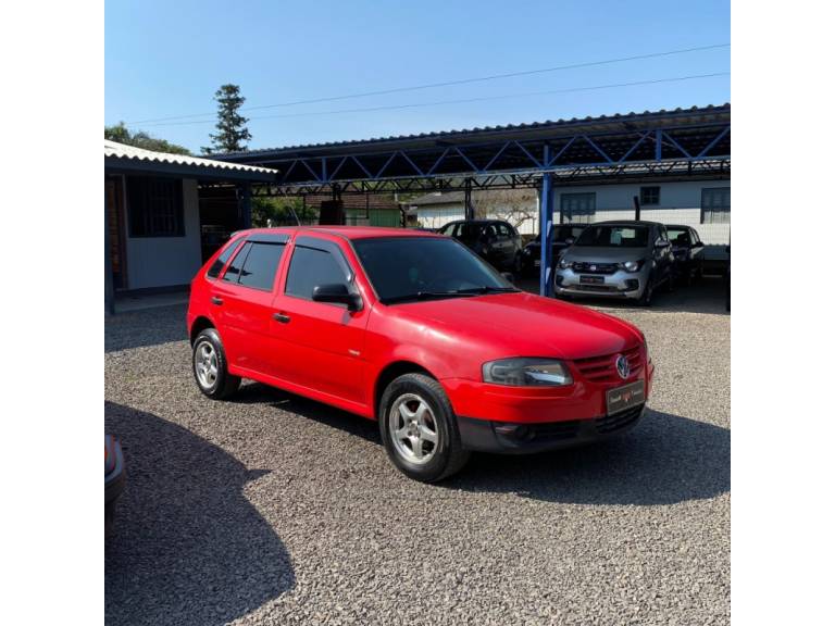 VOLKSWAGEN - GOL - 2007/2008 - Vermelha - R$ 17.900,00