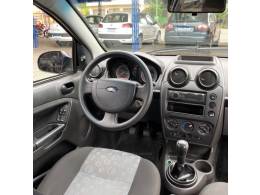 FORD - FIESTA - 2013/2013 - Preta - R$ 31.900,00