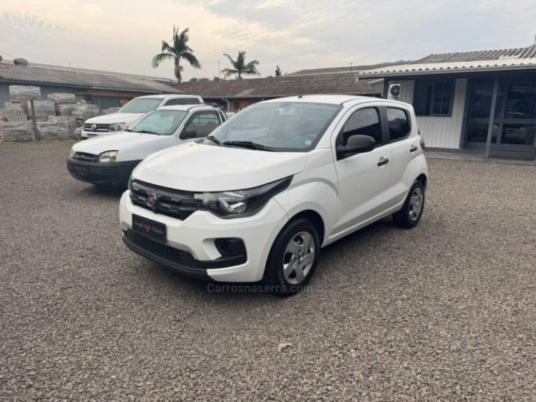 FIAT - MOBI - 2019/2020 - Branca - R$ 46.900,00