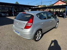 HYUNDAI - I30 - 2010/2011 - Prata - R$ 45.900,00