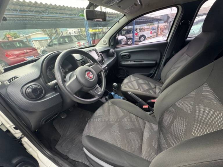 FIAT - MOBI - 2019/2020 - Branca - R$ 46.900,00
