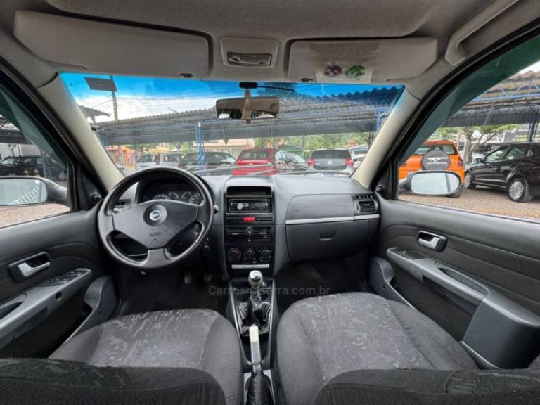 FIAT - SIENA - 2005/2005 - Cinza - R$ 26.900,00