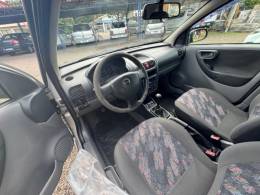 CHEVROLET - CORSA - 2005/2005 - Bege - R$ 24.900,00