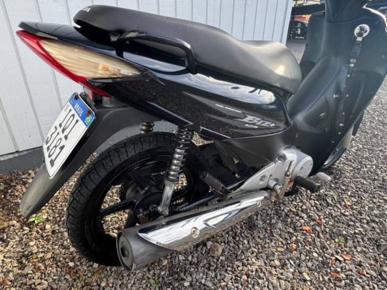 HONDA - BIZ 125 - 2009/2010 - Azul - R$ 10.900,00