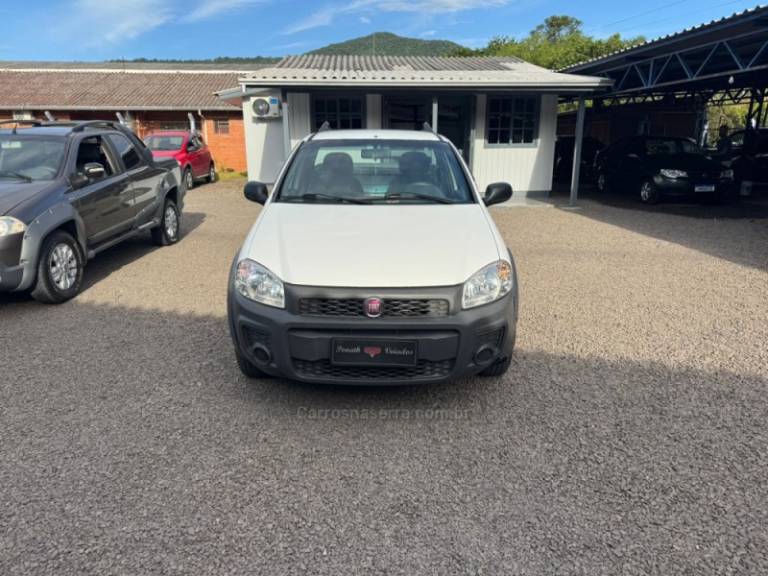 FIAT - STRADA - 2018/2018 - Branca - R$ 42.900,00