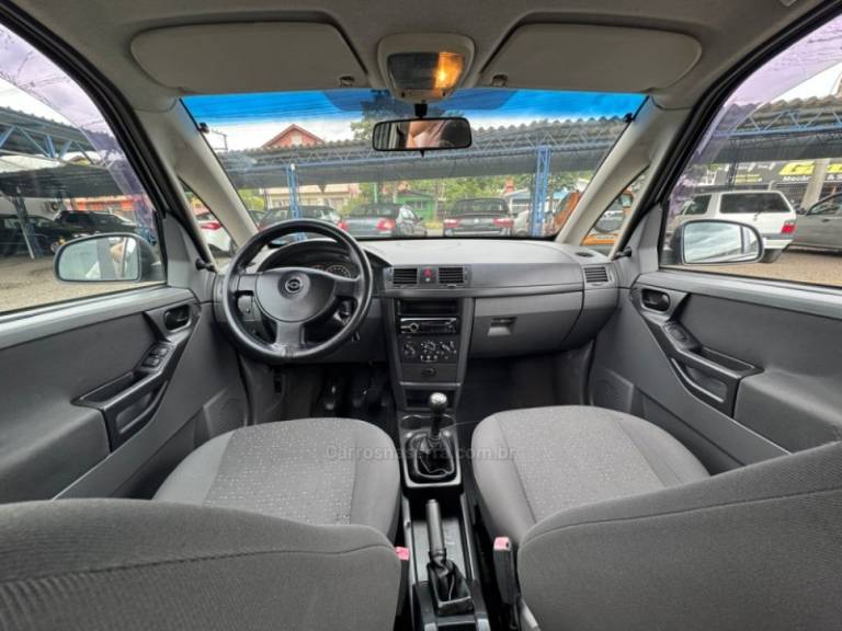 CHEVROLET - MERIVA - 2009/2009 - Prata - R$ 28.900,00