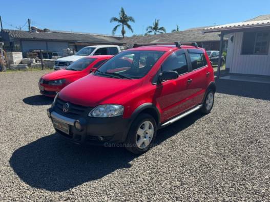 VOLKSWAGEN - CROSSFOX - 2008/2008 - Vermelha - R$ 34.900,00