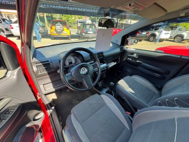 VOLKSWAGEN - CROSSFOX - 2007/2008 - Vermelha - R$ 34.900,00
