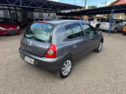 RENAULT - CLIO - 2011/2012 - Cinza - R$ 18.900,00