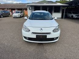 RENAULT - FLUENCE - 2011/2012 - Branca - R$ 42.900,00