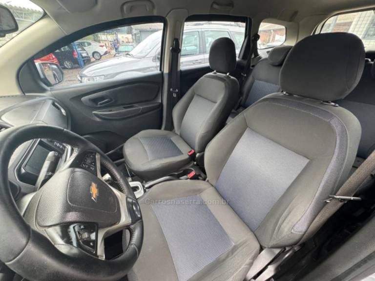 CHEVROLET - SPIN - 2018/2019 - Prata - R$ 68.900,00