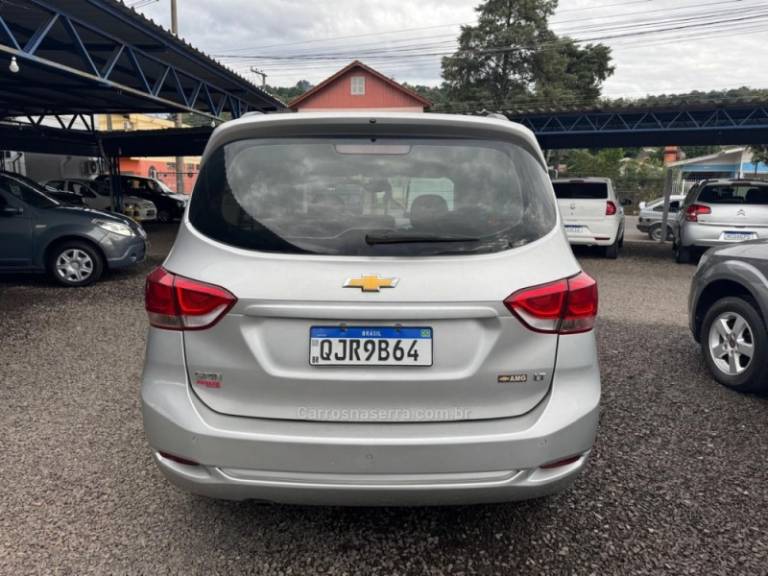 CHEVROLET - SPIN - 2018/2019 - Prata - R$ 68.900,00