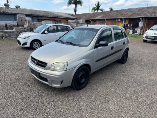 CHEVROLET - CORSA - 2005/2005 - Bege - R$ 24.900,00