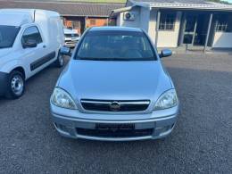 CHEVROLET - CORSA - 2010/2011 - Prata - R$ 32.900,00