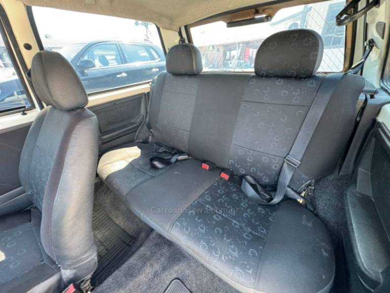 FIAT - UNO - 2010/2011 - Branca - R$ 21.900,00