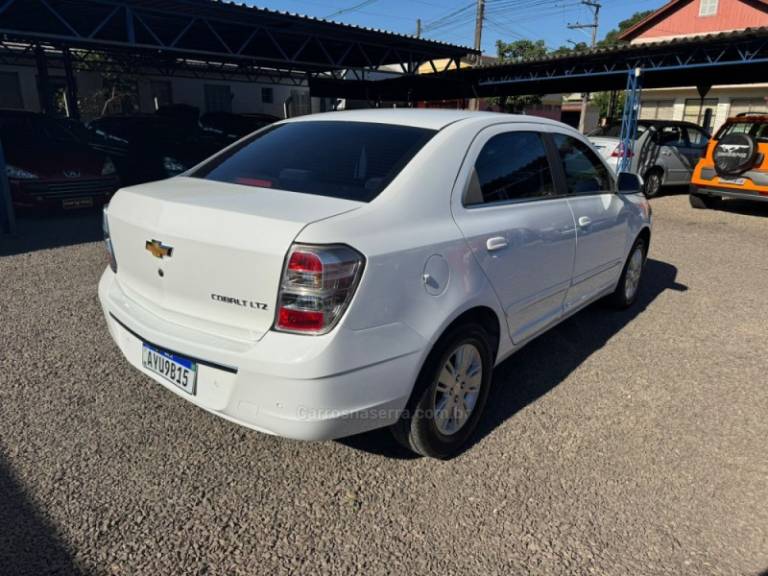 CHEVROLET - COBALT - 2014/2015 - Branca - R$ 48.900,00