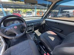 FIAT - UNO - 2010/2011 - Branca - R$ 21.900,00