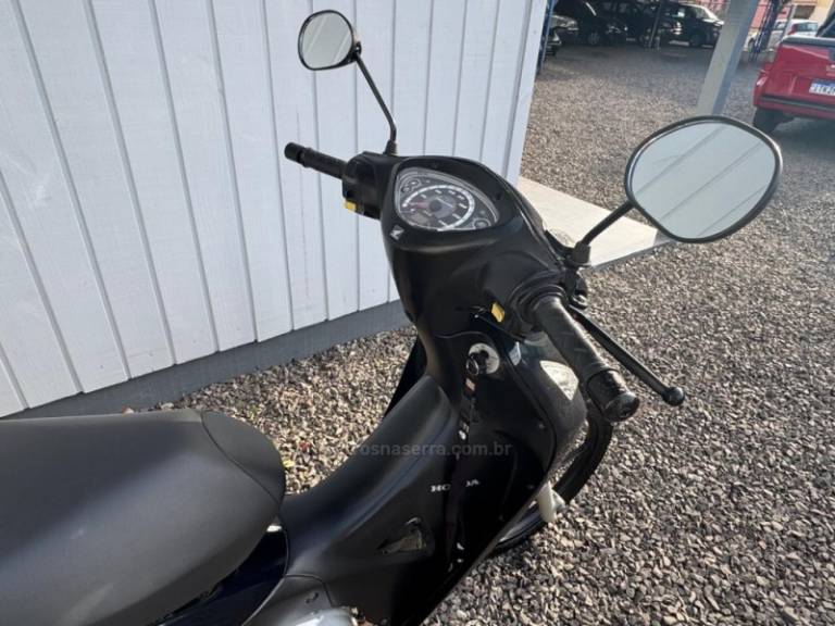 HONDA - BIZ 125 - 2009/2010 - Azul - R$ 10.900,00