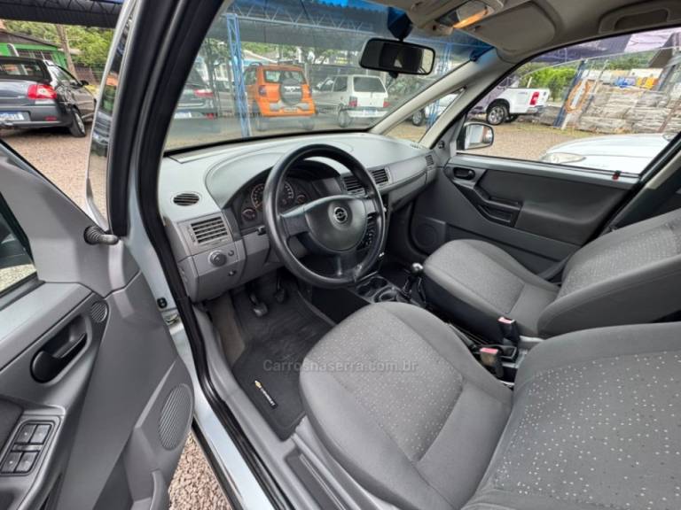 CHEVROLET - MERIVA - 2009/2009 - Prata - R$ 28.900,00