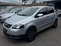 VOLKSWAGEN - FOX - 2007/2008 - Prata - R$ 25.900,00