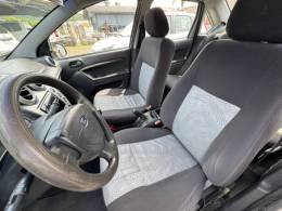 FORD - FIESTA - 2007/2008 - Prata - R$ 25.900,00