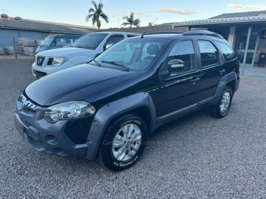 FIAT - PALIO - 2013/2014 - Preta - R$ 31.900,00