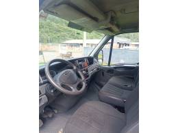 IVECO - DAILY - 2013/2014 - Branca - R$ 145.900,00
