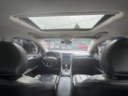 FORD - FUSION - 2015/2016 - Branca - R$ 88.900,00