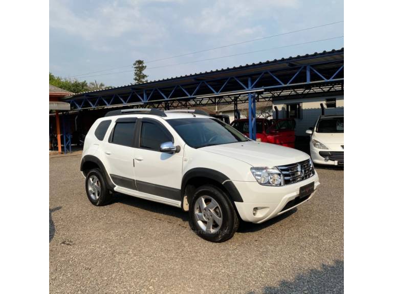 RENAULT - DUSTER - 2013/2014 - Branca - R$ 52.900,00