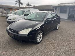 FORD - FOCUS - 2006/2007 - Preta - R$ 26.900,00
