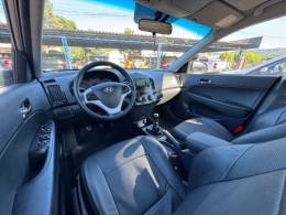 HYUNDAI - I30 - 2010/2011 - Prata - R$ 45.900,00