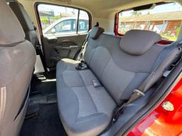 FIAT - UNO - 2010/2011 - Vermelha - R$ 32.900,00
