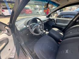 CHEVROLET - CORSA - 2004/2004 - Preta - R$ 16.900,00