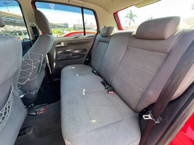 VOLKSWAGEN - CROSSFOX - 2008/2008 - Vermelha - R$ 34.900,00