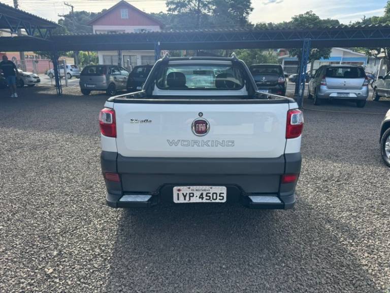 FIAT - STRADA - 2018/2018 - Branca - R$ 42.900,00