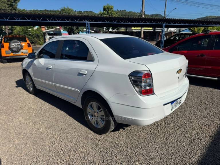 CHEVROLET - COBALT - 2014/2015 - Branca - R$ 48.900,00