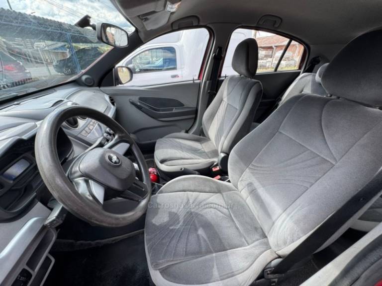 CHEVROLET - AGILE - 2010/2011 - Vermelha - R$ 34.900,00