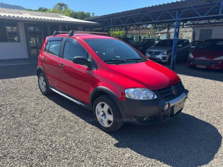VOLKSWAGEN - CROSSFOX - 2008/2008 - Vermelha - R$ 34.900,00