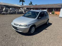 CHEVROLET - CELTA - 2002/2002 - Prata - R$ 14.900,00