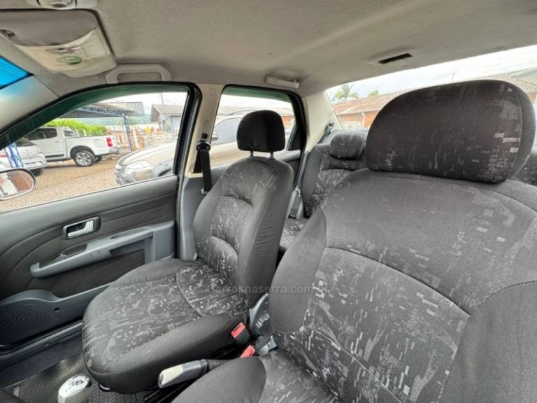 FIAT - SIENA - 2005/2005 - Cinza - R$ 26.900,00