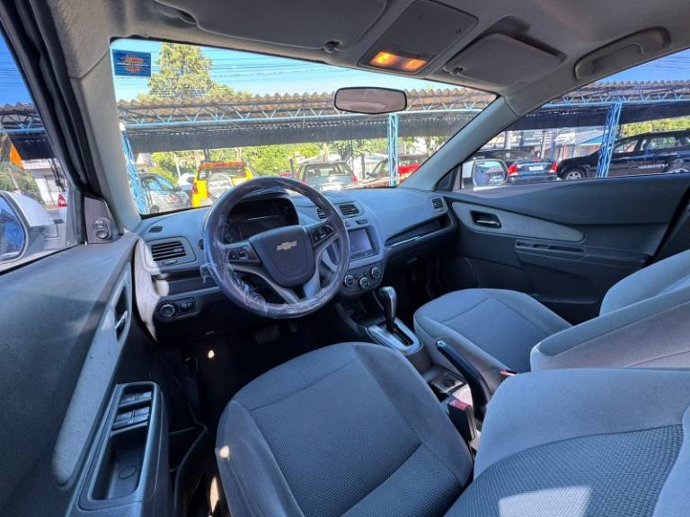 CHEVROLET - COBALT - 2014/2015 - Branca - R$ 48.900,00