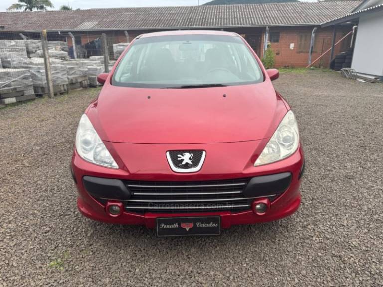 PEUGEOT - 307 - 2009/2010 - Vermelha - R$ 25.900,00