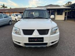 MITSUBISHI - PAJERO TR4 - 2011/2012 - Branca - R$ 65.900,00