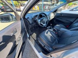 HYUNDAI - I30 - 2010/2011 - Prata - R$ 45.900,00
