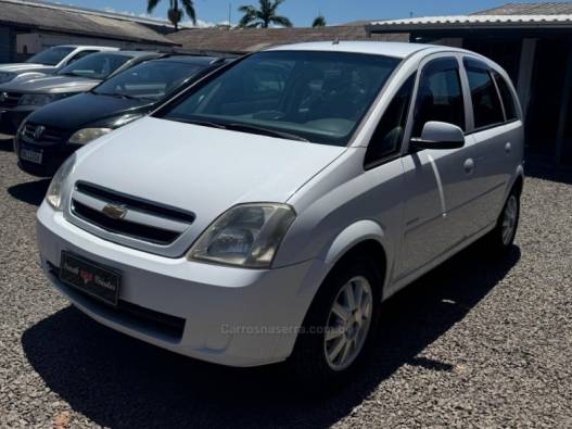 CHEVROLET - MERIVA - 2011/2011 - Branca - R$ 32.900,00